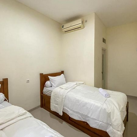 Nipa Guest House Near Universitas Widyagama Mitra Reddoorz Blimbing  Zewnętrze zdjęcie