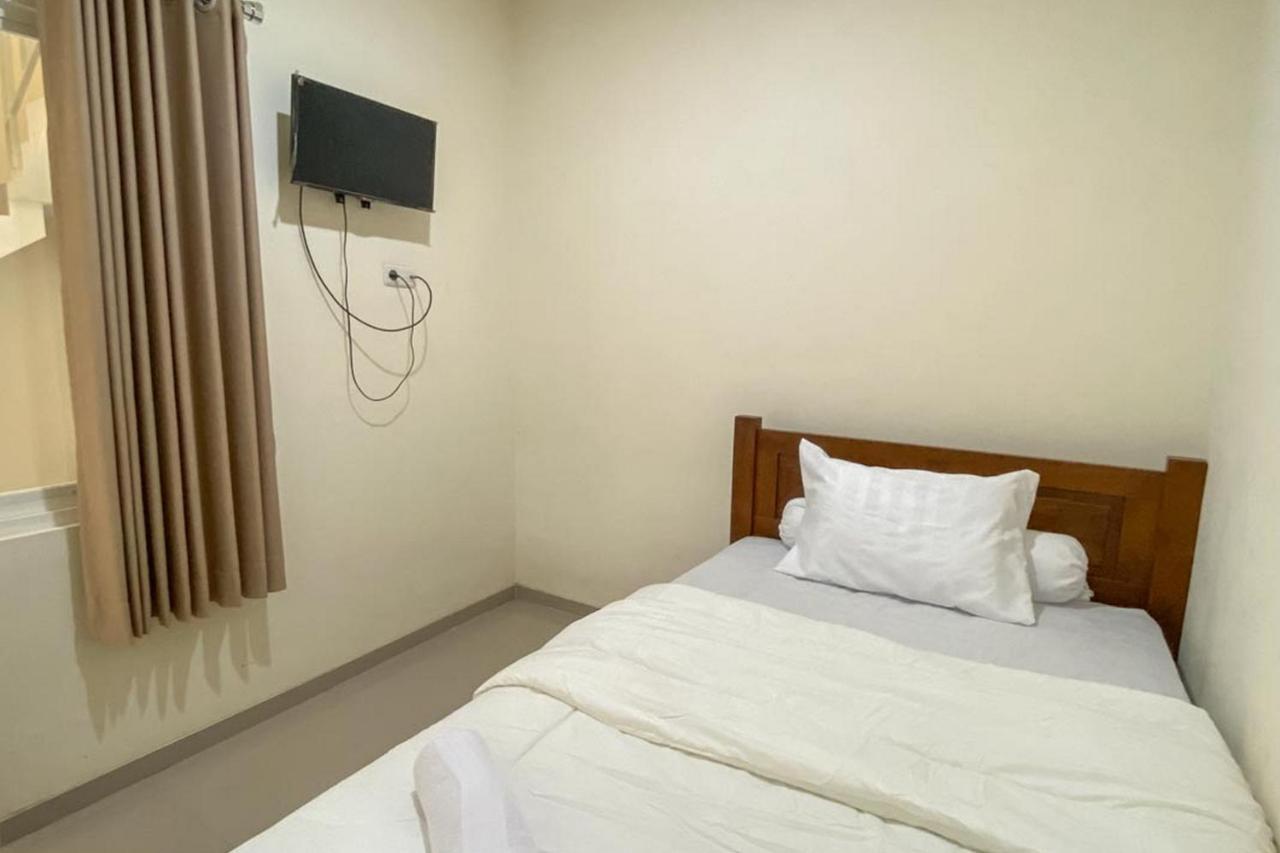 Nipa Guest House Near Universitas Widyagama Mitra Reddoorz Blimbing  Zewnętrze zdjęcie