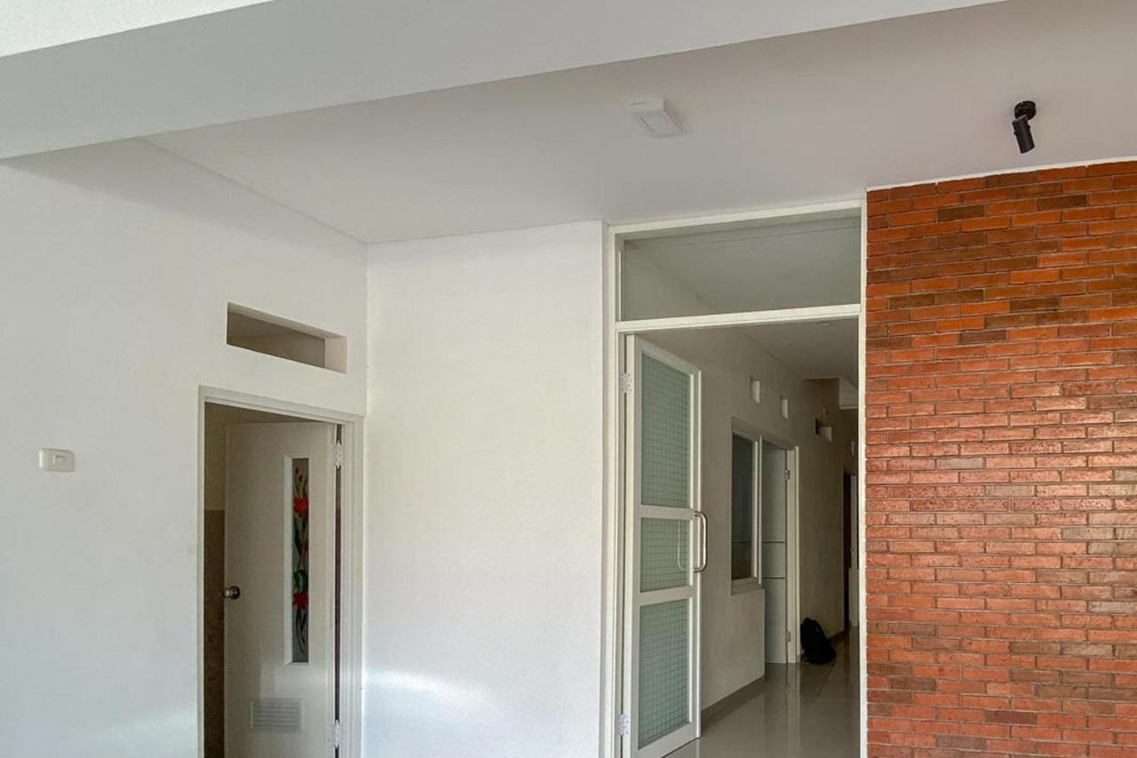 Nipa Guest House Near Universitas Widyagama Mitra Reddoorz Blimbing  Zewnętrze zdjęcie