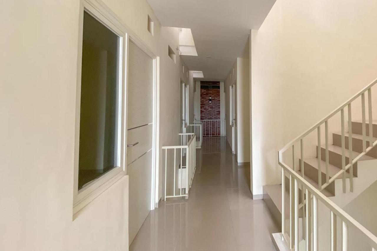 Nipa Guest House Near Universitas Widyagama Mitra Reddoorz Blimbing  Zewnętrze zdjęcie